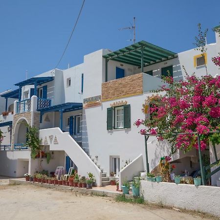 Polemis Studios & Apartments Agia Anna  المظهر الخارجي الصورة
