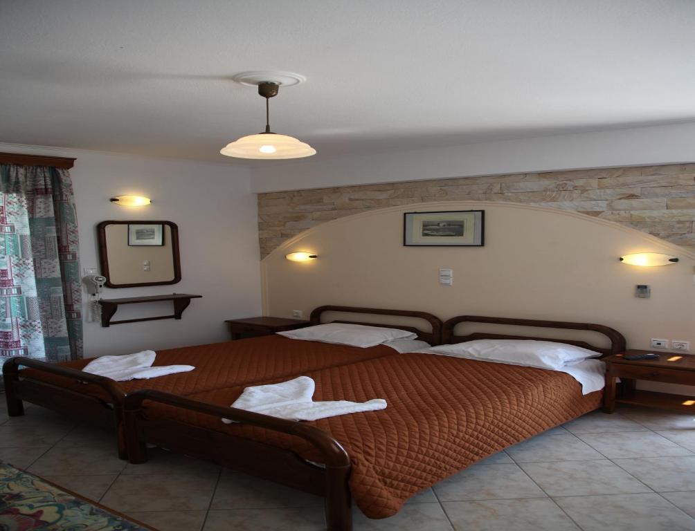 Polemis Studios & Apartments Agia Anna  الغرفة الصورة