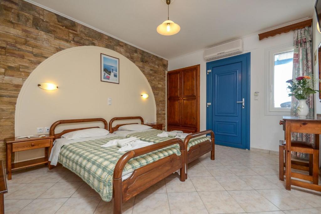 Polemis Studios & Apartments Agia Anna  الغرفة الصورة