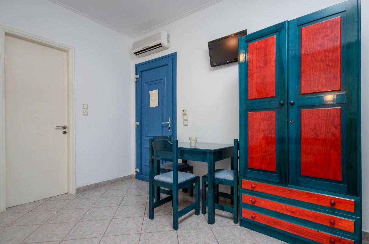 Polemis Studios & Apartments Agia Anna  المظهر الخارجي الصورة
